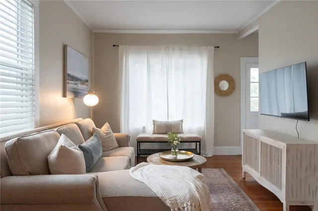 $2,800 | 17 Mc Allister Street, Newport, RI 02840