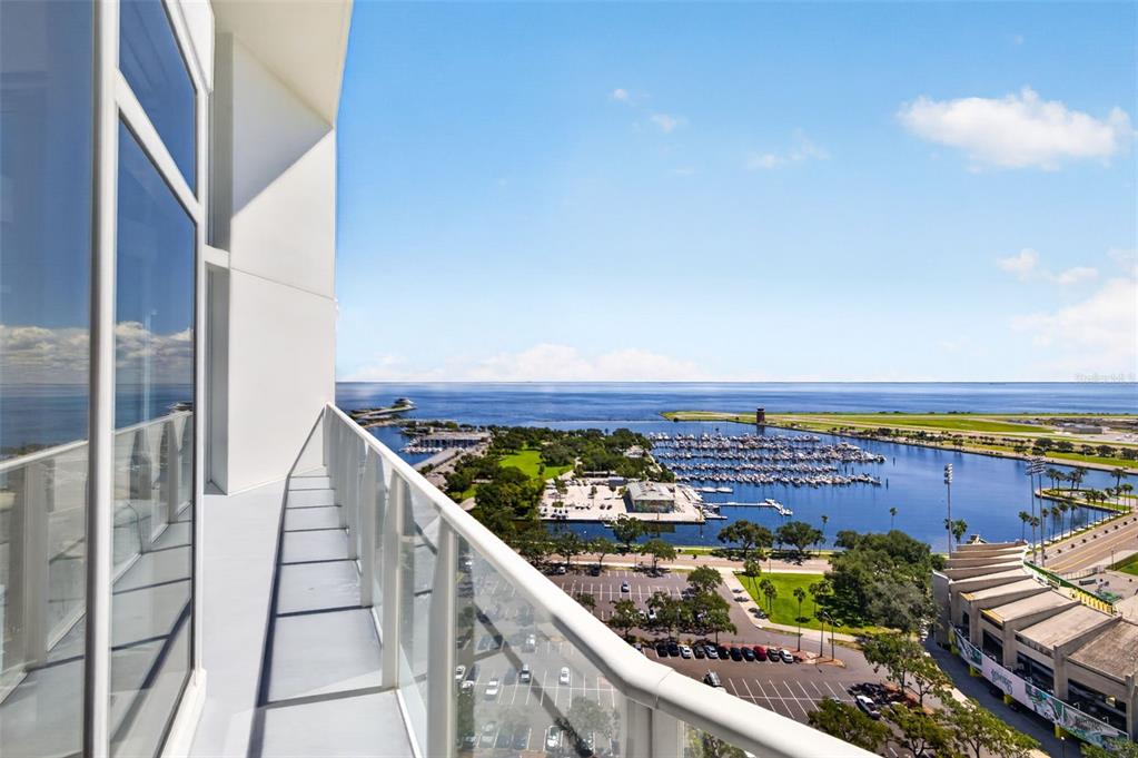 175 1st Street South, Unit 2107 St. Petersburg, FL 33701 - Photo 17 of 52 Gallery Image 17