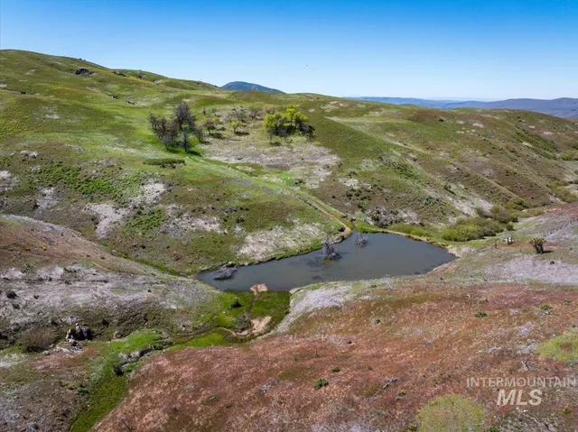 $1,700,000 | Tbd 277-ac Tbd 277-ac Timber Butte Road, Sweet, ID 83670