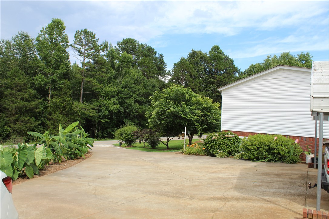 690 Poplar Springs Road Westminster, SC 29693 - Photo 34 of 36 Gallery Image 34