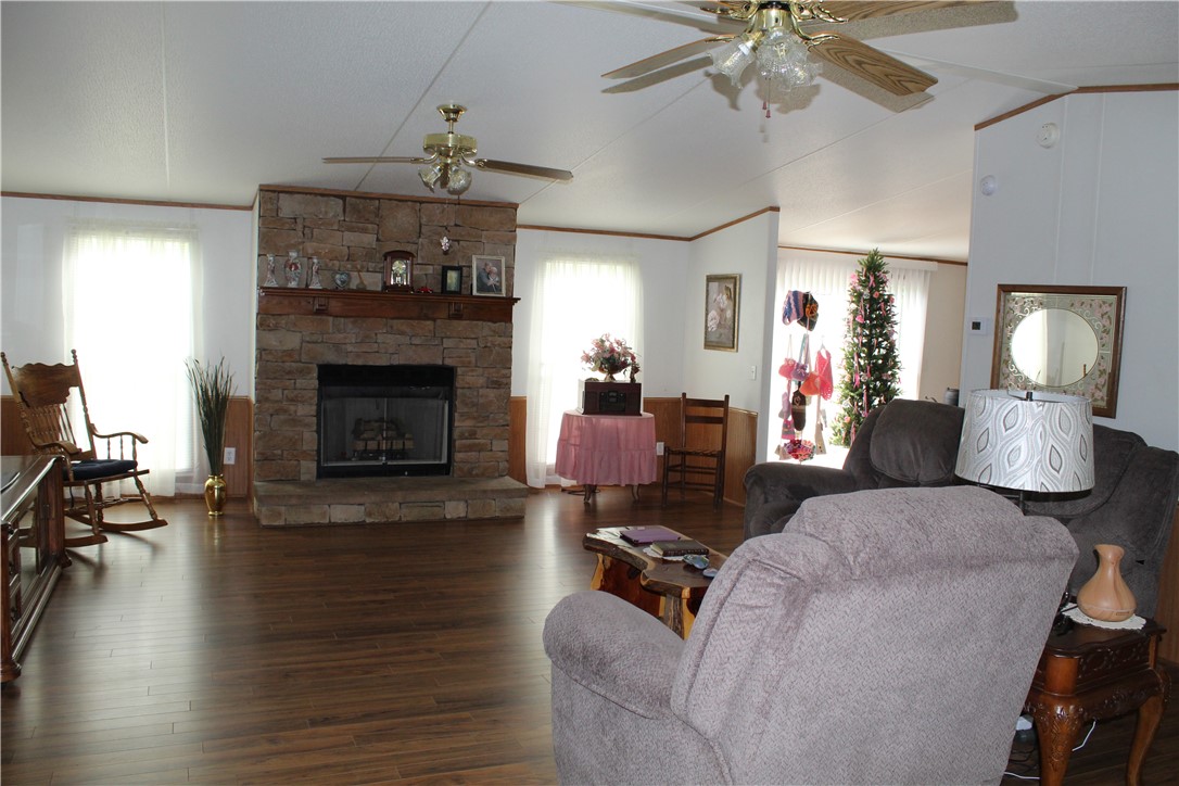 690 Poplar Springs Road Westminster, SC 29693 - Photo 7 of 36 Gallery Image 7