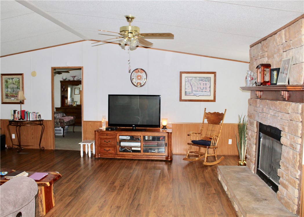 690 Poplar Springs Road Westminster, SC 29693 - Photo 8 of 36 Gallery Image 8
