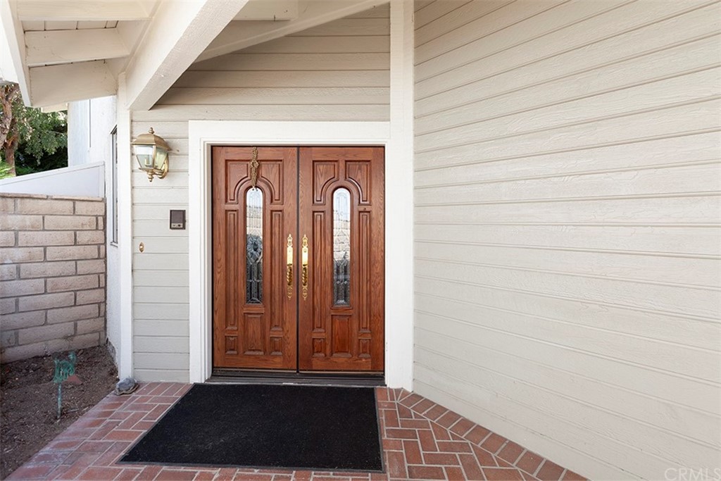 1320 Strattford Street Brea, CA 92821 - Photo 5 of 23