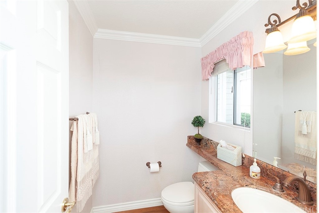 1320 Strattford Street Brea, CA 92821 - Photo 9 of 23