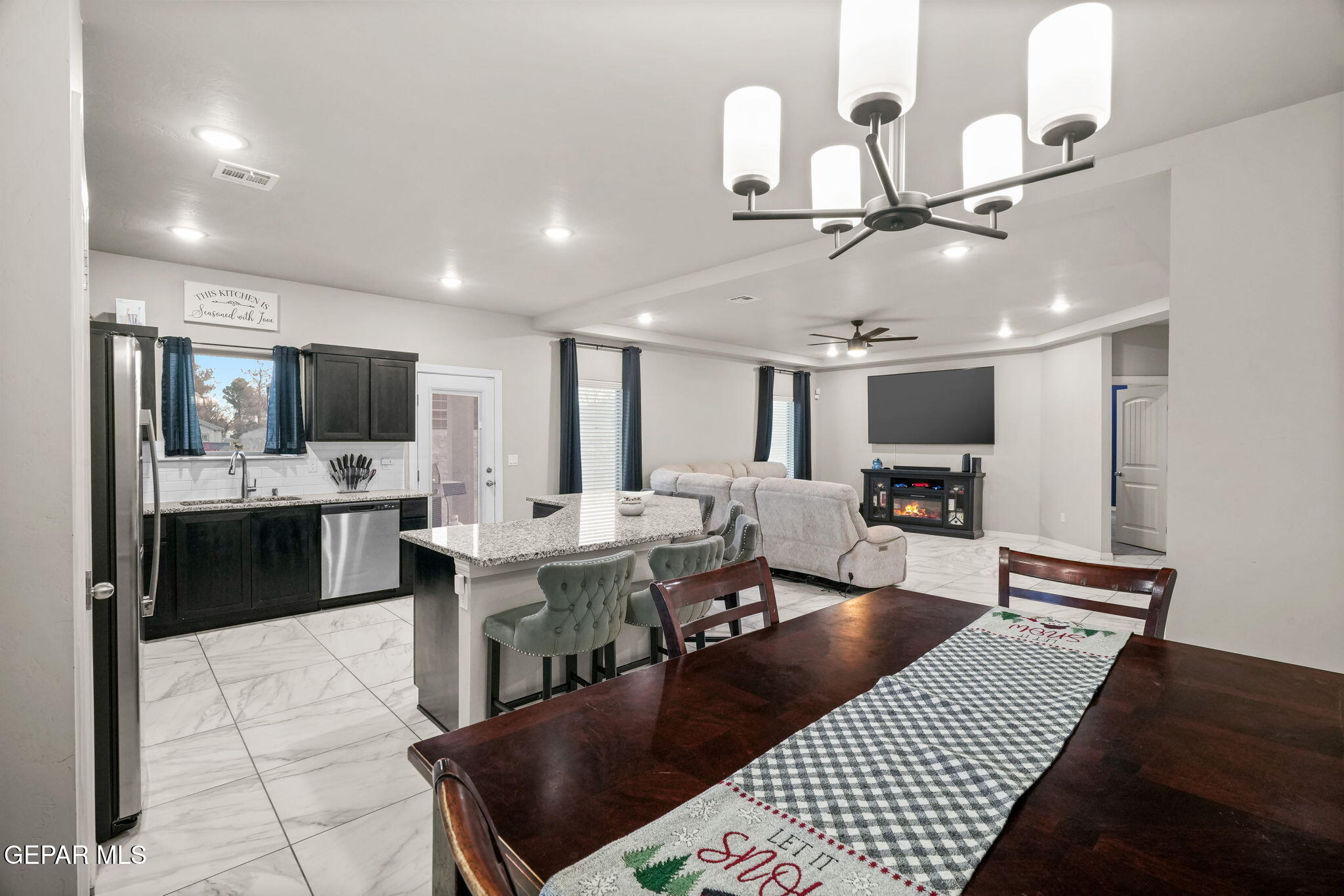 356 Plateau Drive Socorro, TX 79927 - Photo 13 of 51 356 Pleateau-13