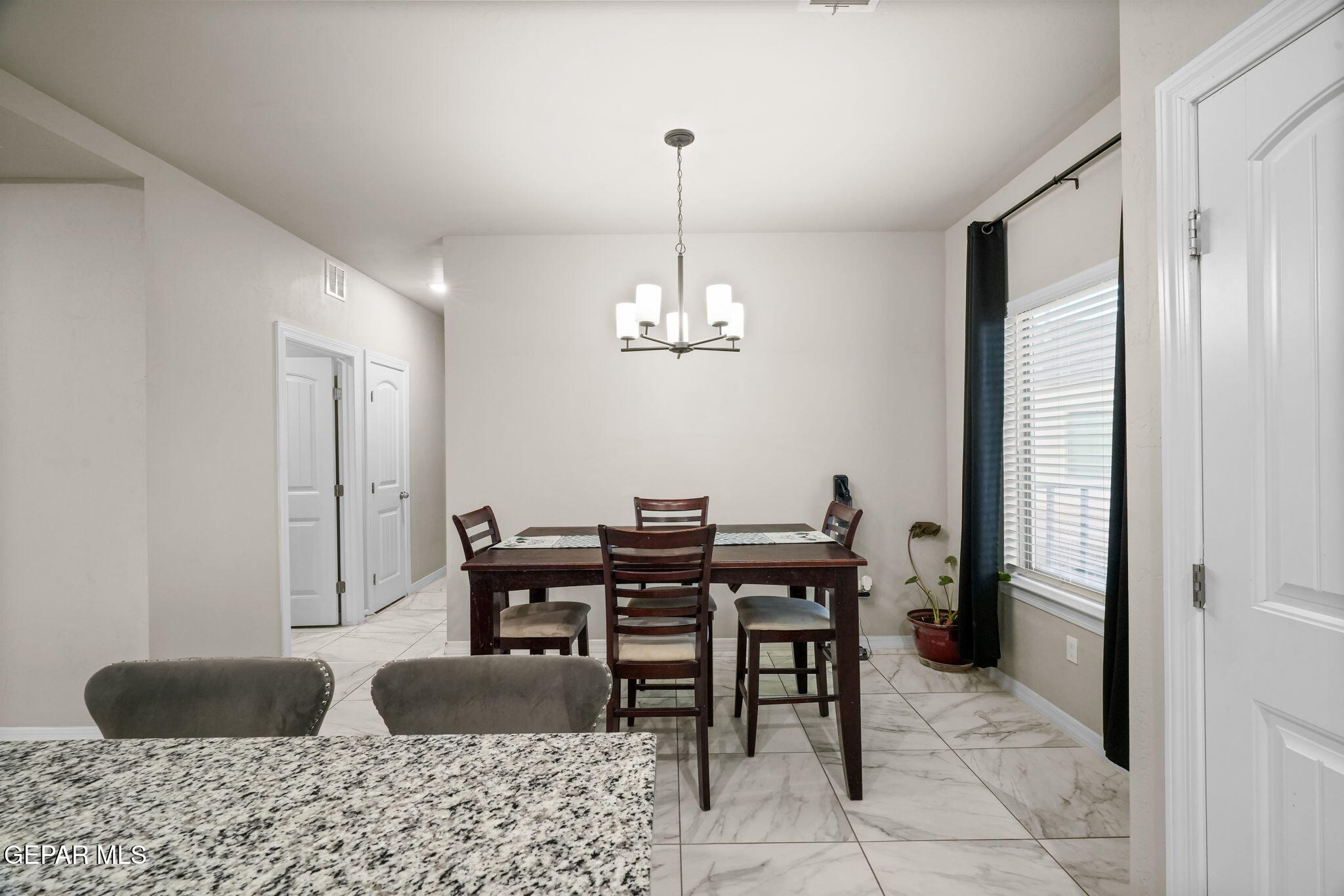 356 Plateau Drive Socorro, TX 79927 - Photo 15 of 51 356 Pleateau-15