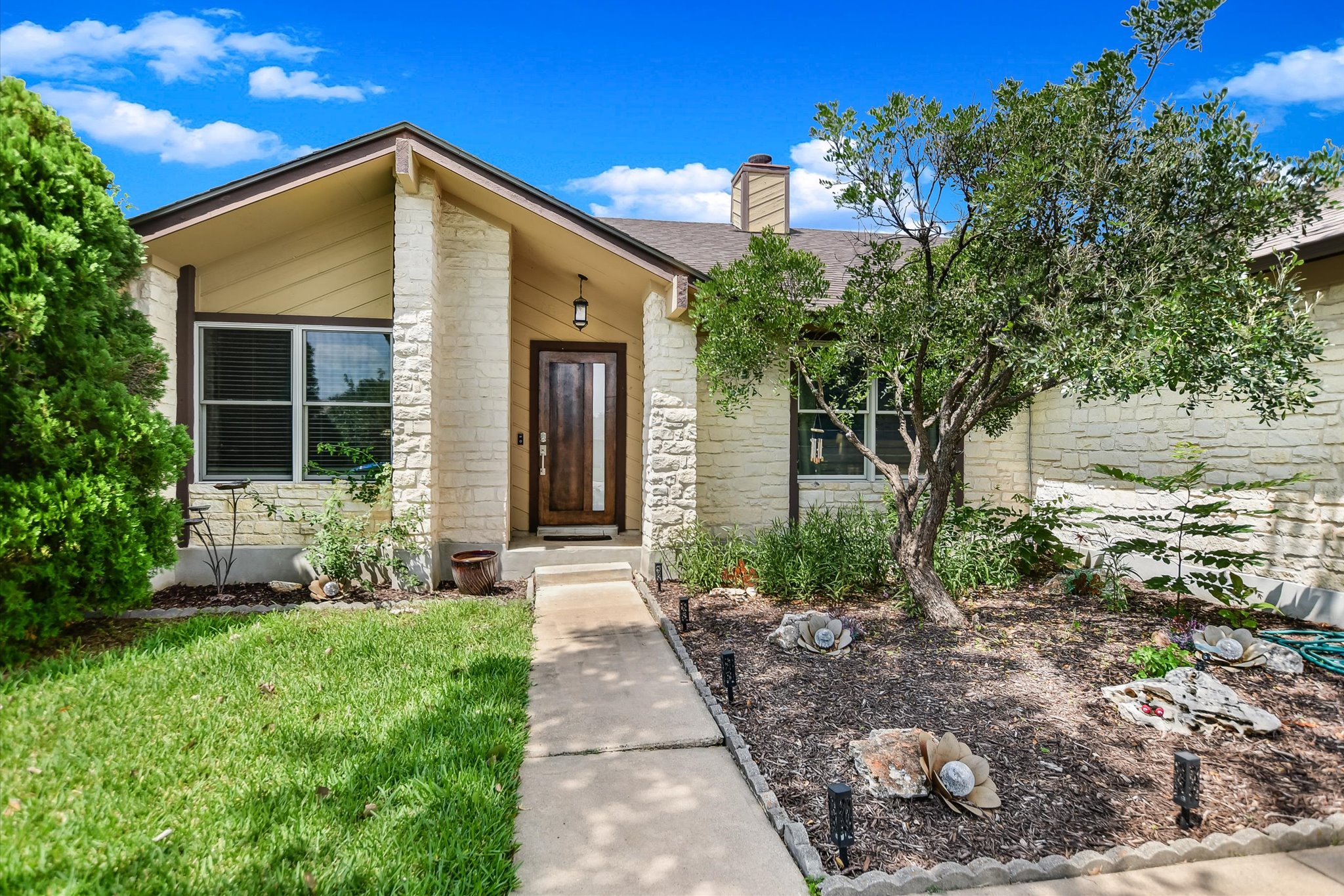 1002 West Noton Street Pflugerville, TX 78660 - Photo 6 of 32