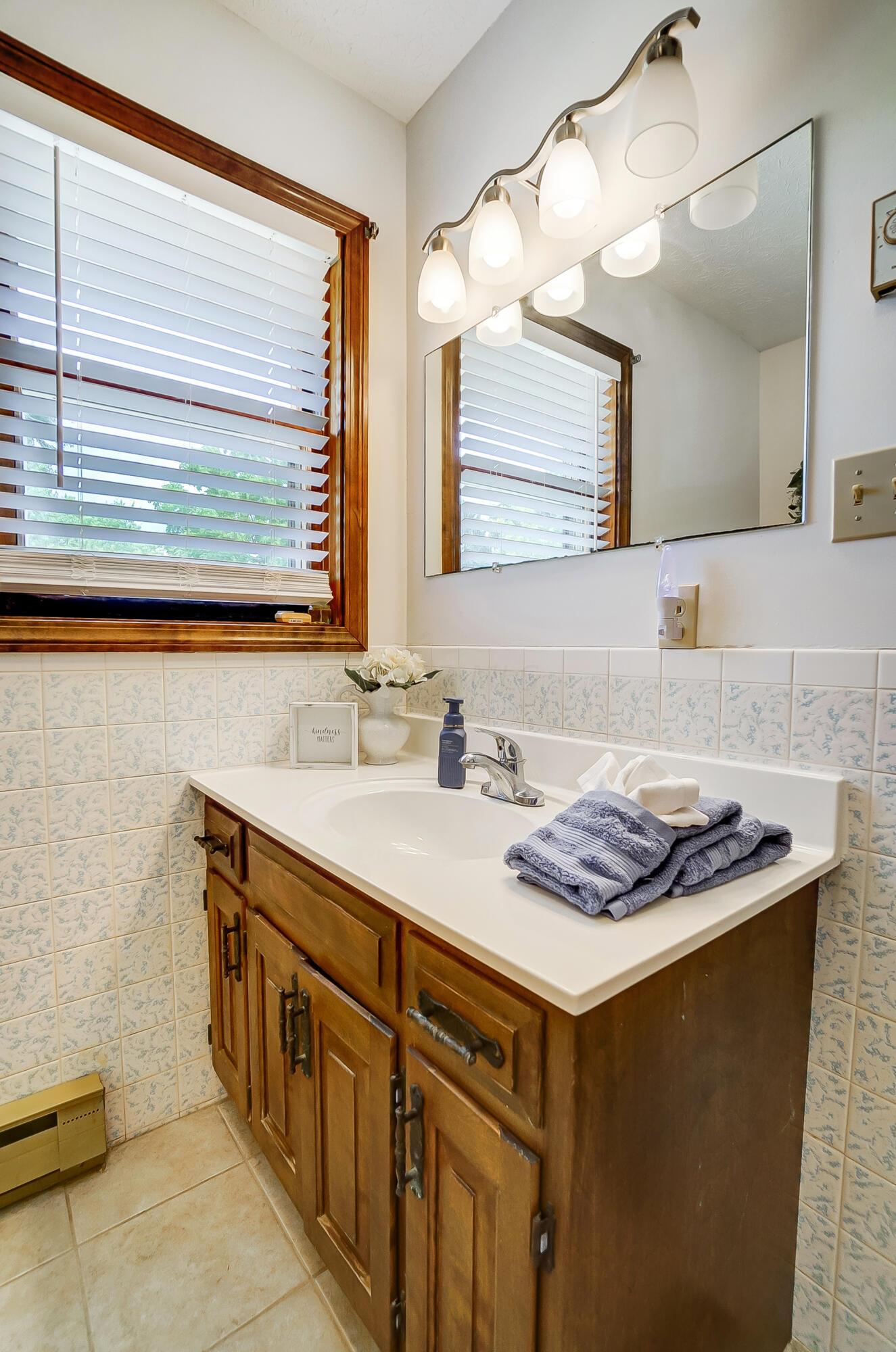 4540 Goodson Road West Jefferson, OH 43162 - Photo 41 of 82 Full bath on laundry rm