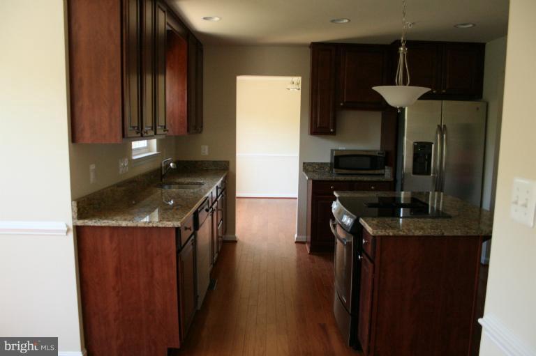 11245 Raby Road Waldorf, MD 20601 - Photo 13 of 30 Kitchen