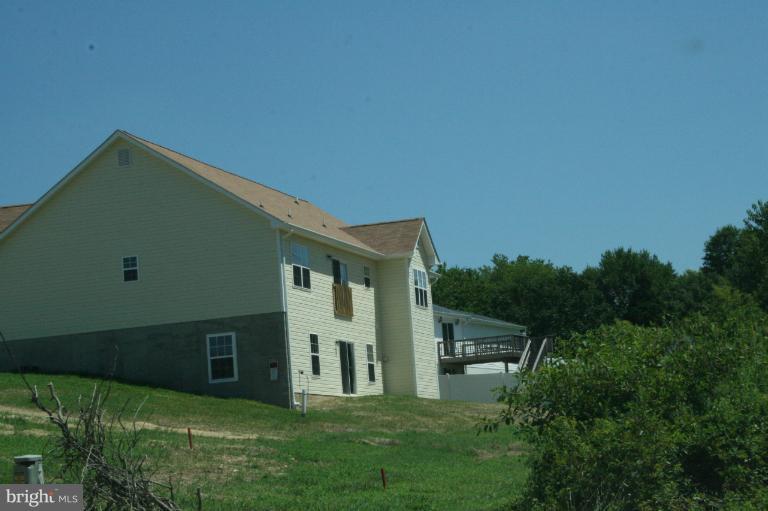 11245 Raby Road Waldorf, MD 20601 - Photo 20 of 30 Exterior (Rear)