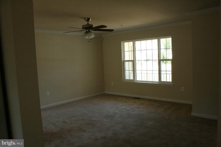 11245 Raby Road Waldorf, MD 20601 - Photo 4 of 30 Living Room
