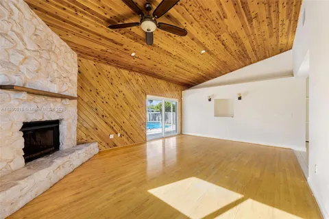 $875,000 | 408 Southeast 6th Street, Dania Beach, FL 33004