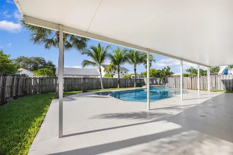 $875,000 | 408 Southeast 6th Street, Dania Beach, FL 33004