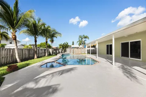 $875,000 | 408 Southeast 6th Street, Dania Beach, FL 33004