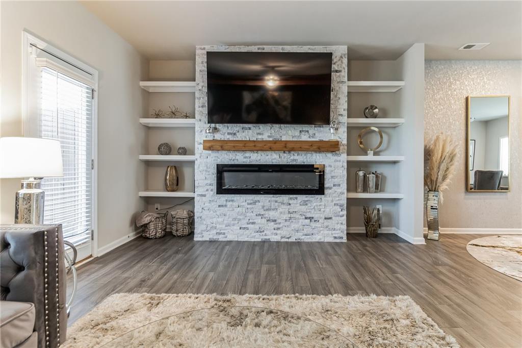 3123 Meadowstone Lane Southwest Atlanta, GA 30331 - Photo 15 of 18