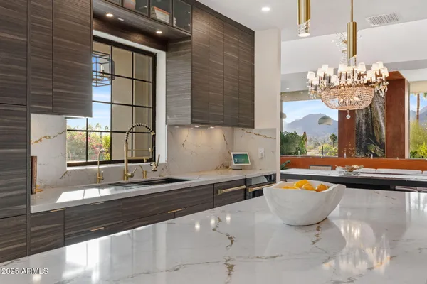 $3,275,000 | 5905 North Echo Canyon Lane, Phoenix, AZ 85018