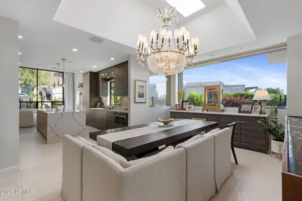 $3,275,000 | 5905 North Echo Canyon Lane, Phoenix, AZ 85018