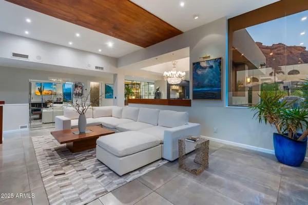 $3,275,000 | 5905 North Echo Canyon Lane, Phoenix, AZ 85018
