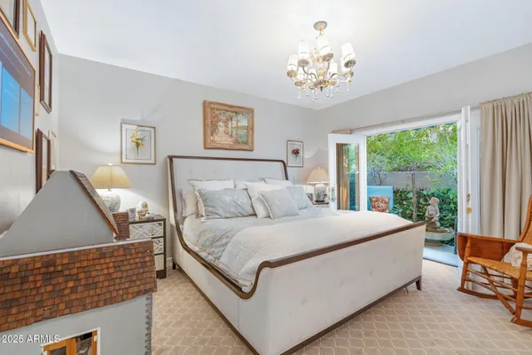 $3,275,000 | 5905 North Echo Canyon Lane, Phoenix, AZ 85018