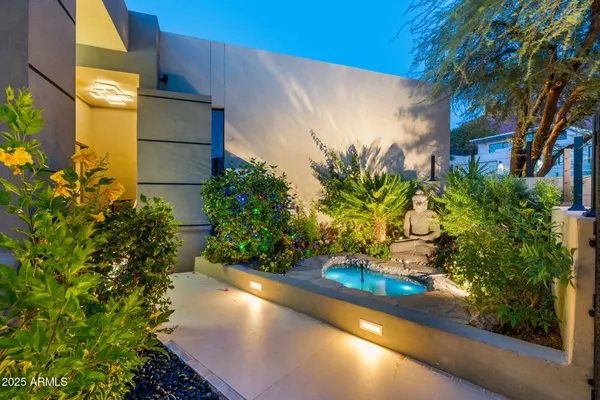 $3,275,000 | 5905 North Echo Canyon Lane, Phoenix, AZ 85018