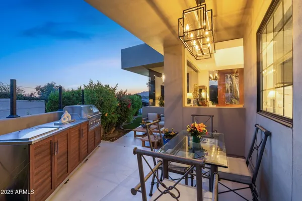 $3,275,000 | 5905 North Echo Canyon Lane, Phoenix, AZ 85018