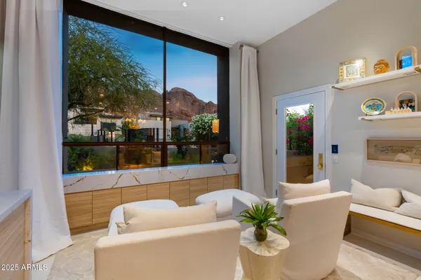 $3,275,000 | 5905 North Echo Canyon Lane, Phoenix, AZ 85018