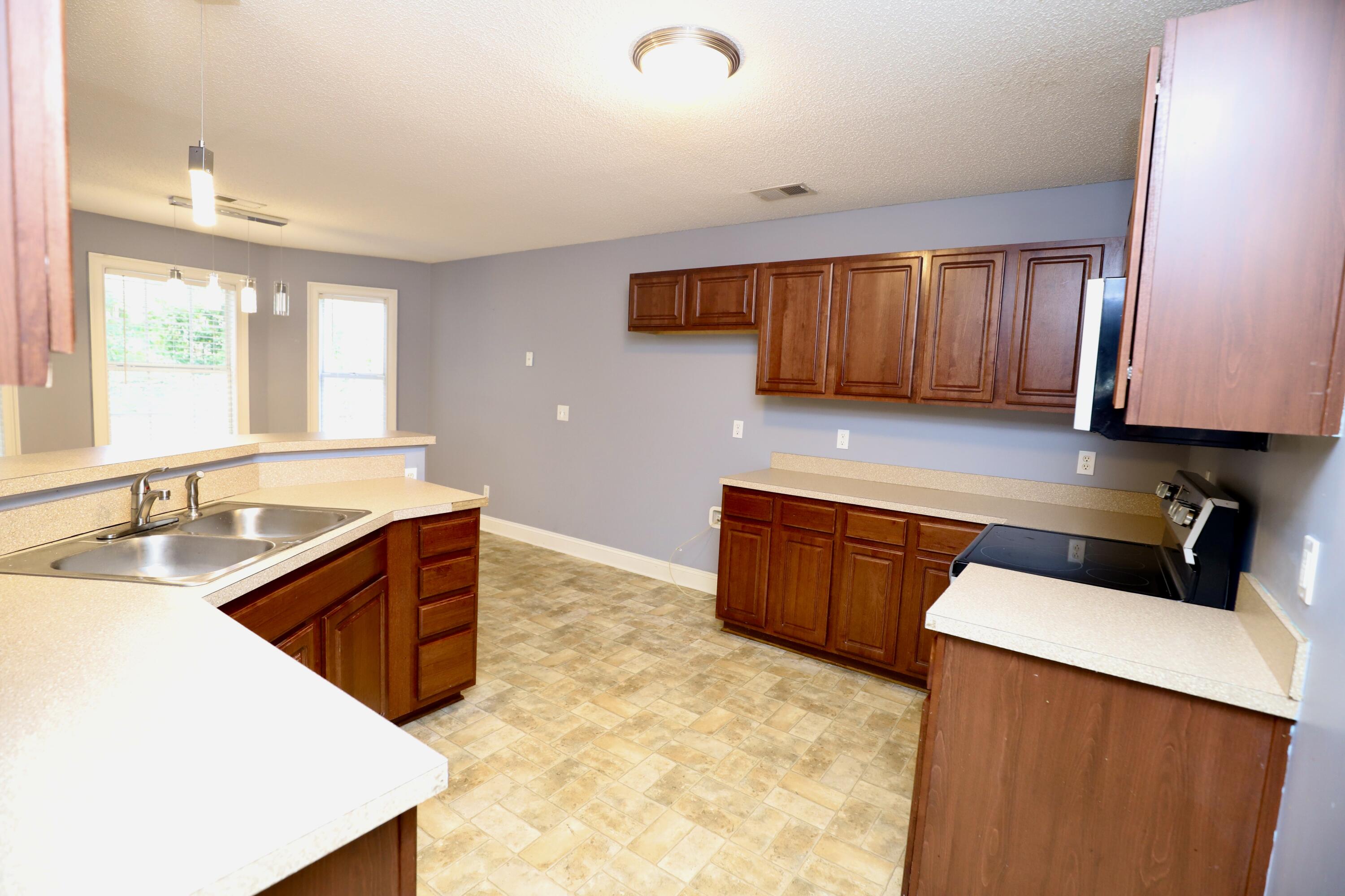 1113 Chivalry Street Sumter, SC 29154 - Photo 12 of 61