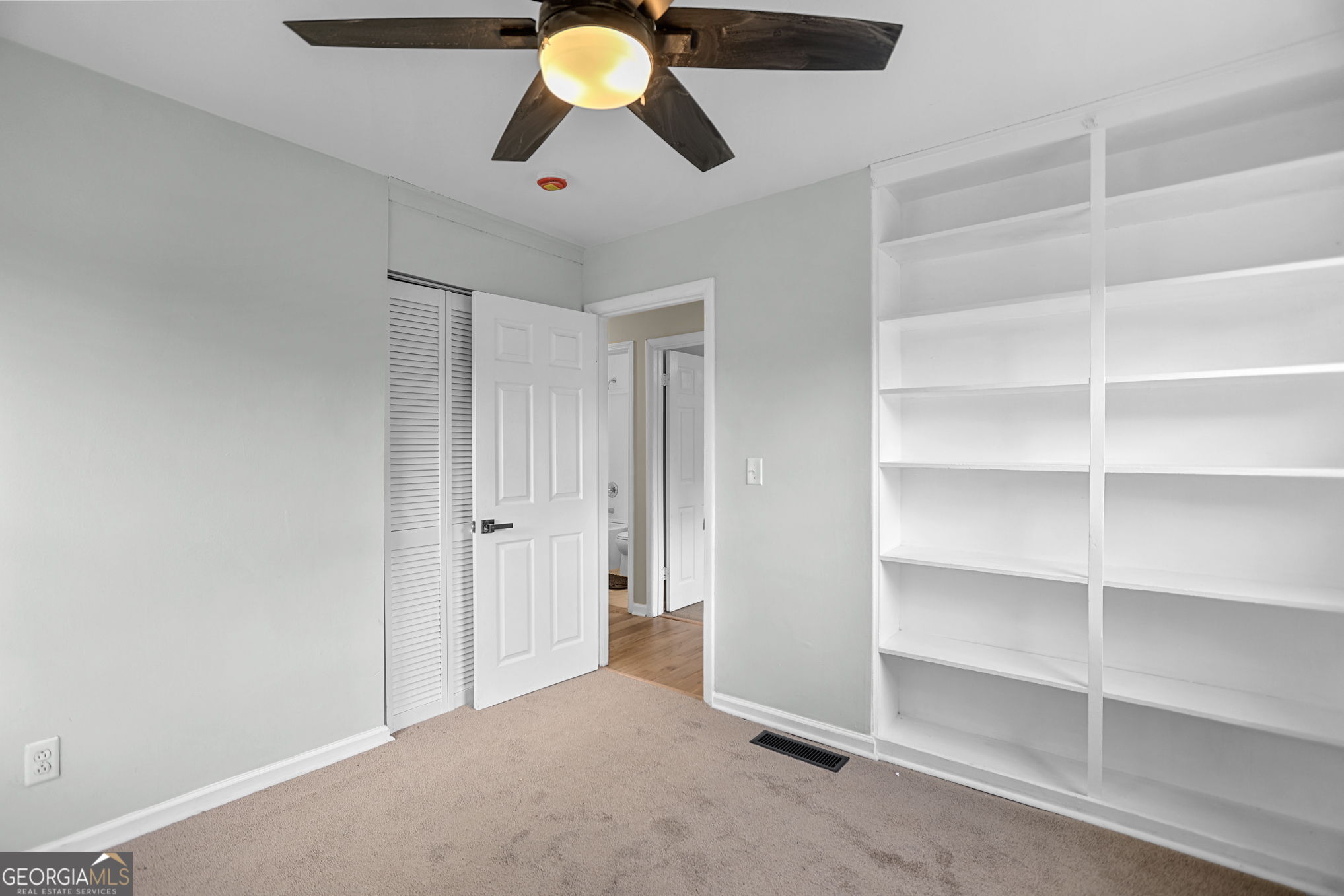 7060 Scenic Heights Road Manchester, GA 31816 - Photo 24 of 52 a view of an empty room and a window