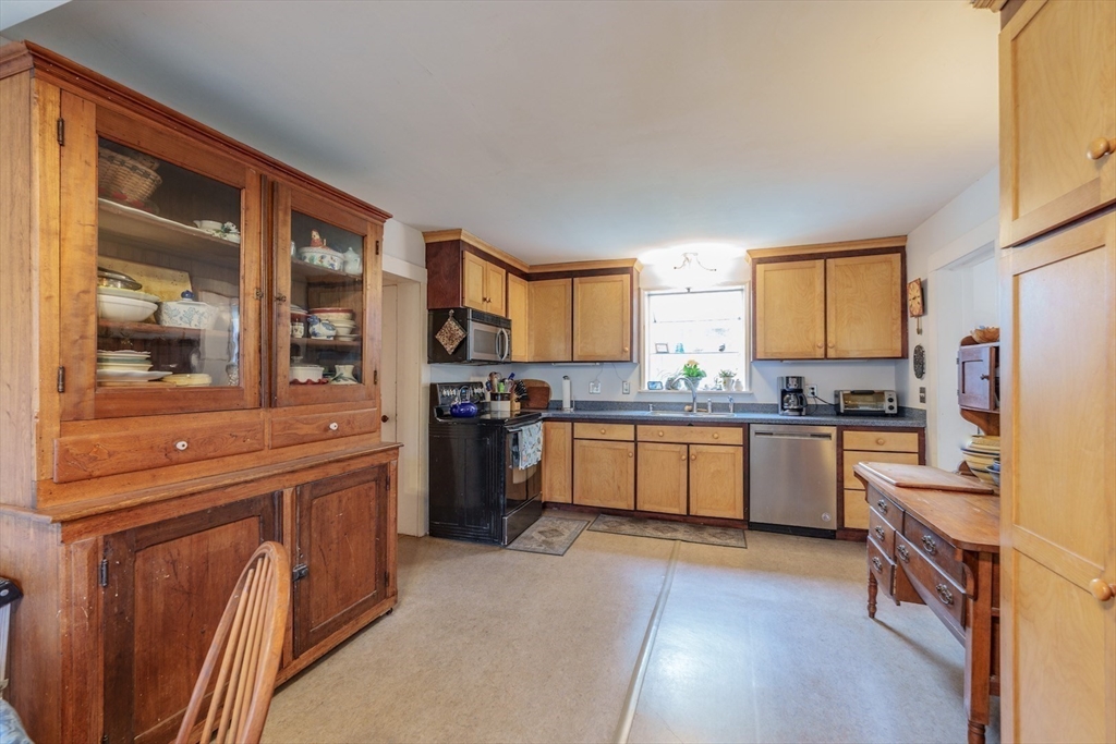 53 Granby Road Granville, MA 01034 - Photo 13 of 41 Gallery Image 13