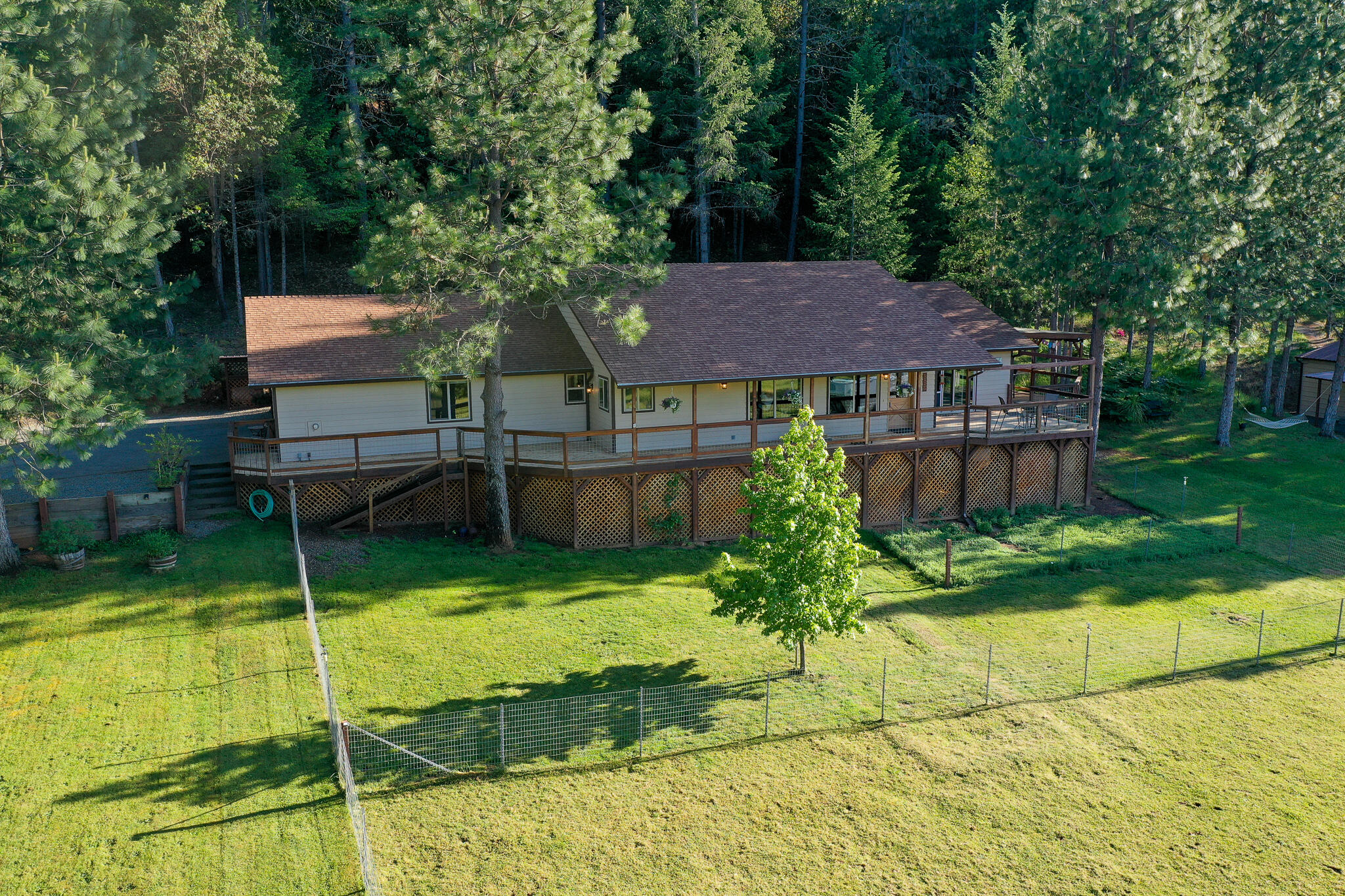 186 Felkner Road Grants Pass, OR 97527 - Photo 4 of 68 DJI_0965