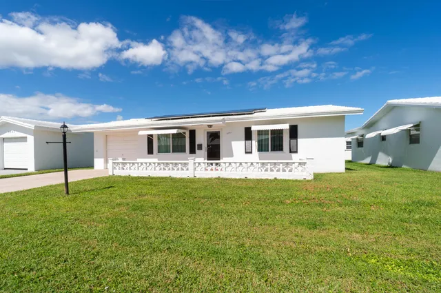 $2,200 | 2391 Southwest 13th Terrace, Boynton Beach, FL 33426
