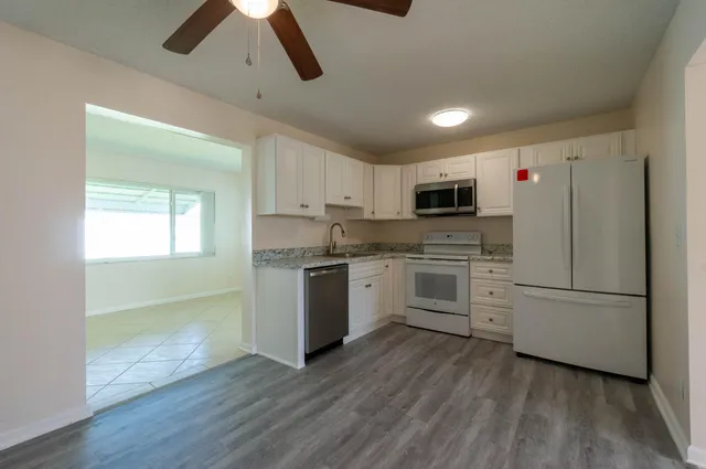 $2,200 | 2391 Southwest 13th Terrace, Boynton Beach, FL 33426