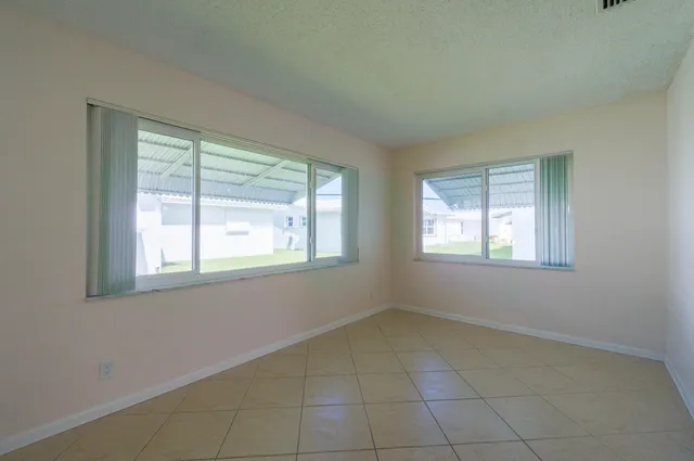 $2,200 | 2391 Southwest 13th Terrace, Boynton Beach, FL 33426