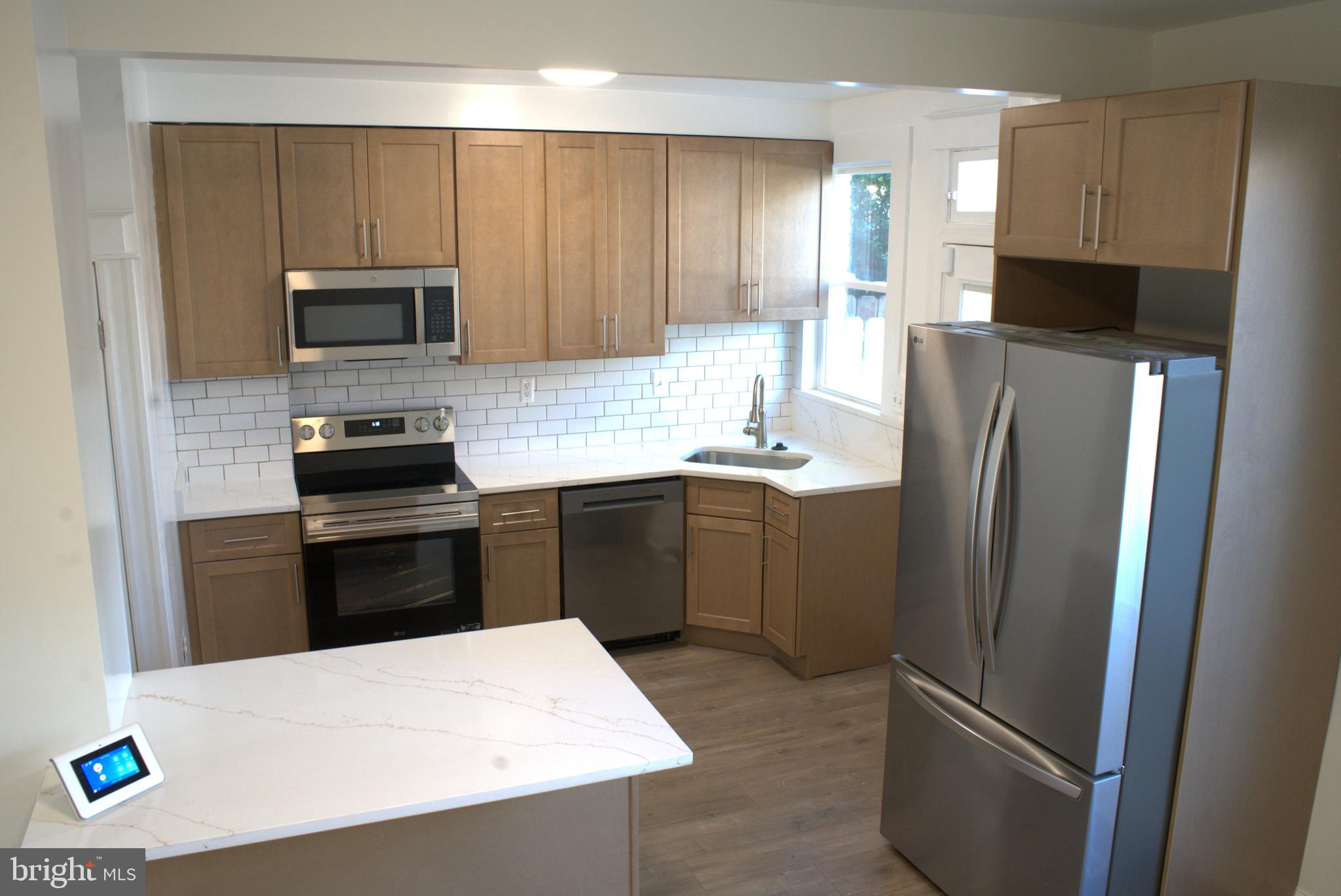 117 South Wickham Road Baltimore, MD 21229 - Photo 44 of 121 Kitchen23