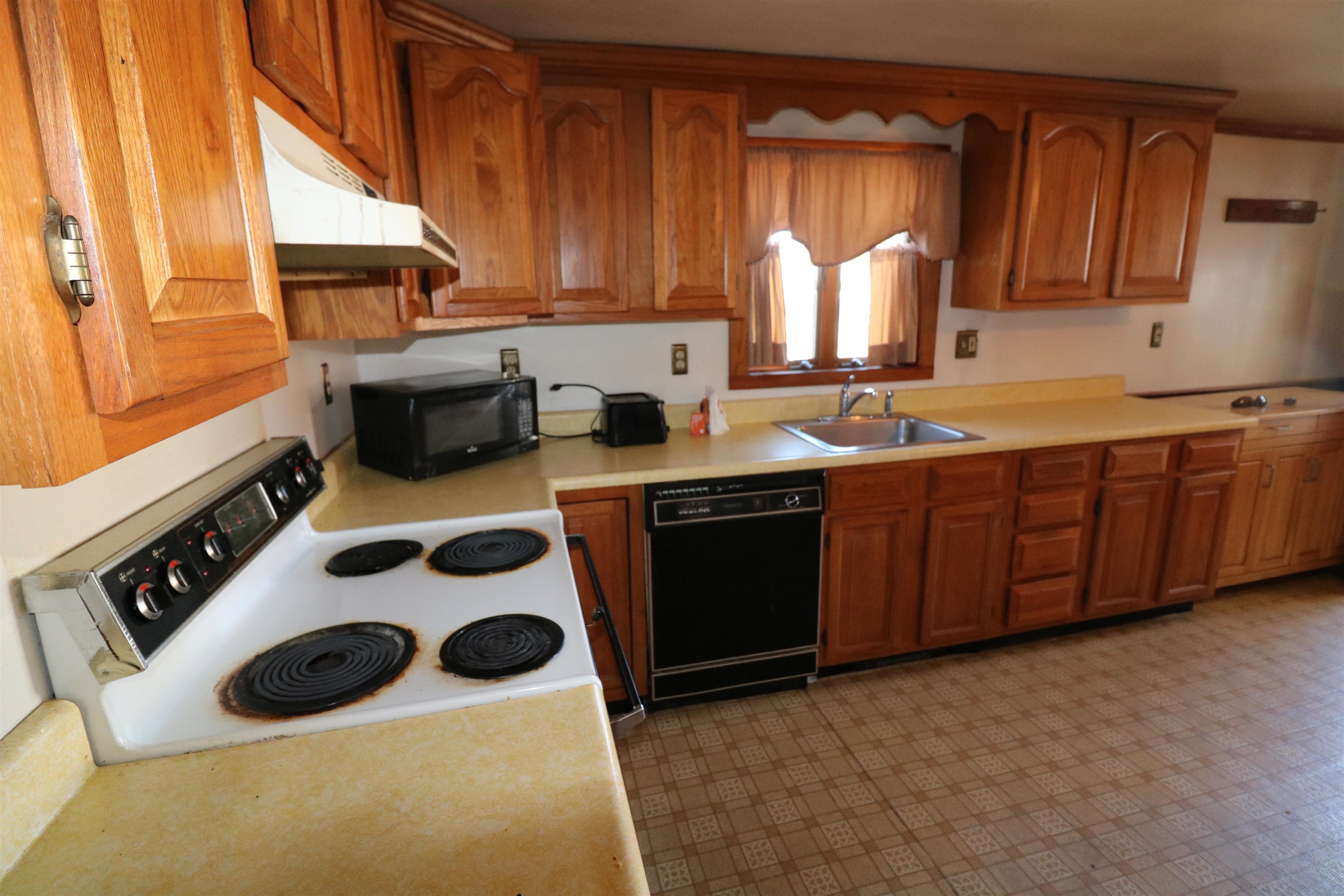 8 Cross Street Jaffrey, NH 03452 - Photo 7 of 35