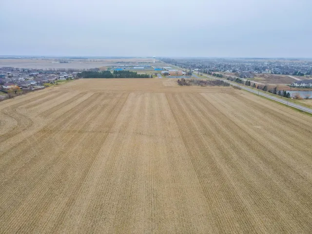 $5,095,500 | 24700 South 12000 Road, Manhattan, IL 60442