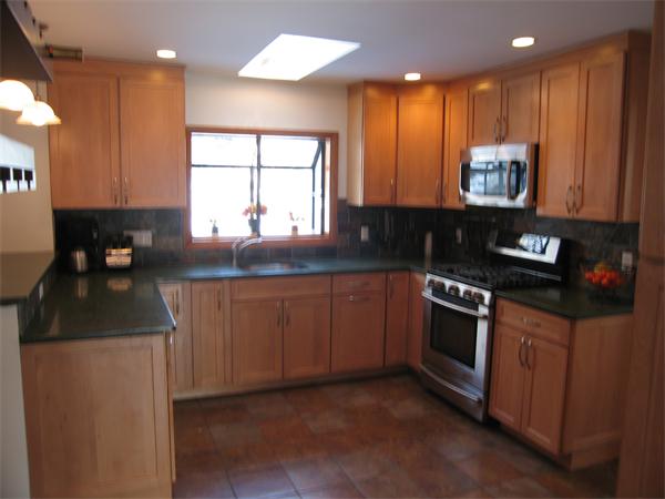 33 Roslyn Road Newton, MA 02468 - Photo 11 of 28