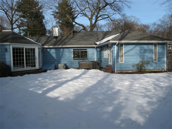 33 Roslyn Road Newton, MA 02468 - Photo 26 of 28