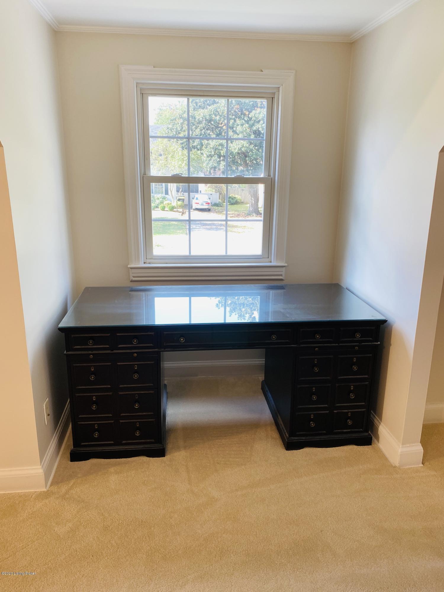 211 Don Allen Road Louisville, KY 40207 - Photo 17 of 28 Work area, Master Bedroom