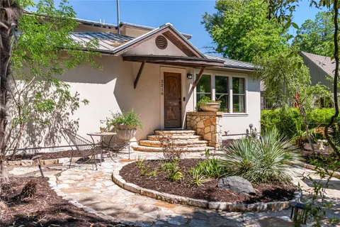 $1,800,000 | 2218 Lindell Avenue, Austin, TX 78704