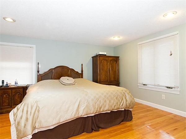 145 Beal Road Waltham, MA 02453 - Photo 11 of 13 Gallery Image 11