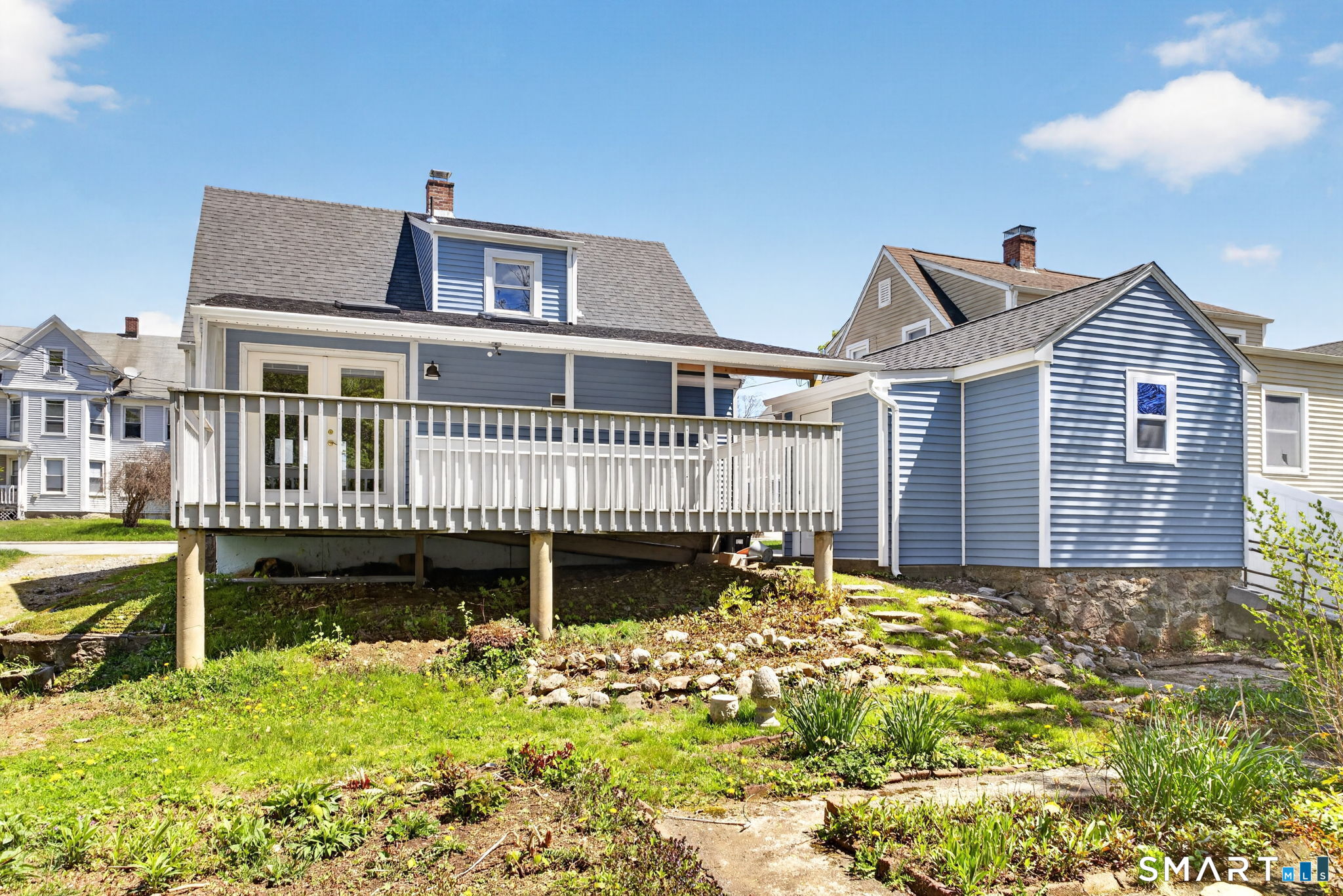 19 High Street Groton, CT 06340 - Photo 33 of 38 a front view of a house with a yard