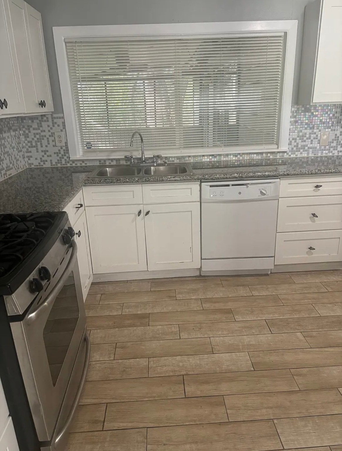 2310 Merle Street Pasadena, TX 77502 - Photo 3 of 10