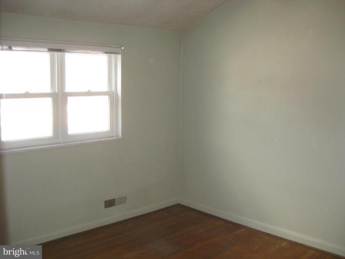 3117 Vulcan Road Dundalk, MD 21222 - Photo 7 of 17 Bedroom #2