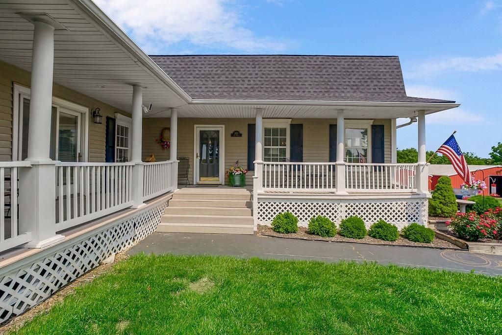 5973 Ogg Road Shawnee, KS 66218 - Photo 9 of 63