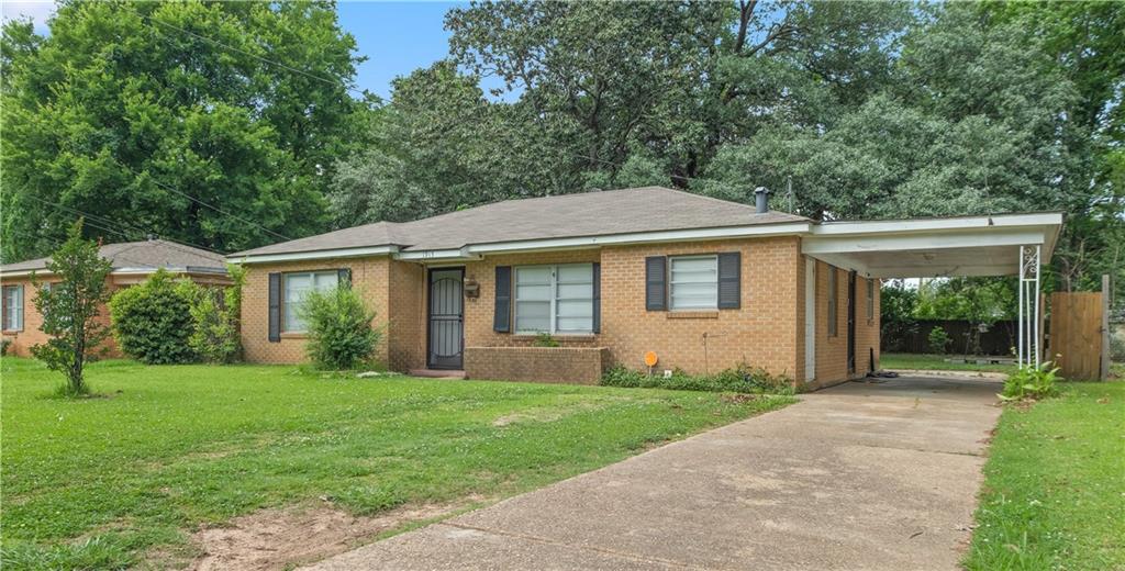 1915 Shannon Road Alexandria, LA 71301 - Photo 1 of 25 Gallery Image 1