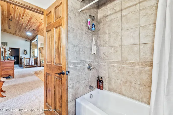 $775,000 | 3692 County Road 7, Craig, CO 81625