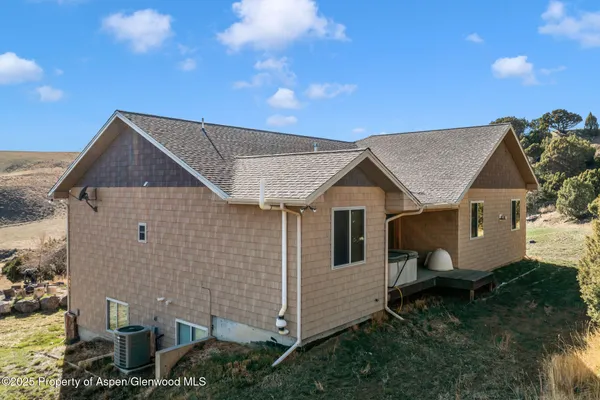 $775,000 | 3692 County Road 7, Craig, CO 81625