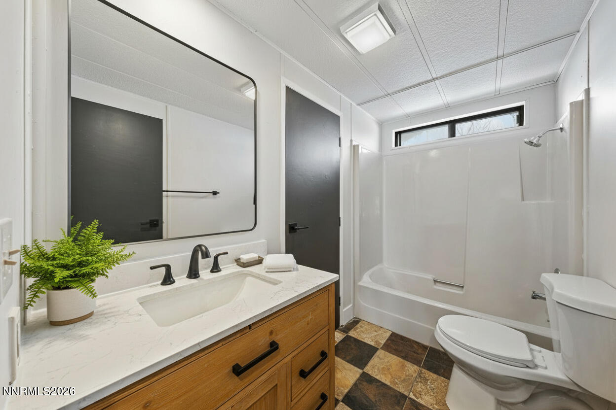 16370 Enargite Circle Reno, NV 89521 - Photo 8 of 31 A7V07433 Staged