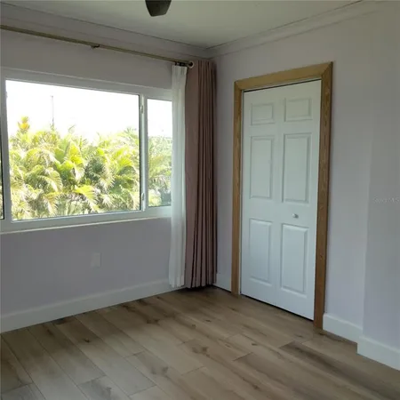 $2,850 | 351 Davenport Avenue Northeast, St. Petersburg, FL 33702